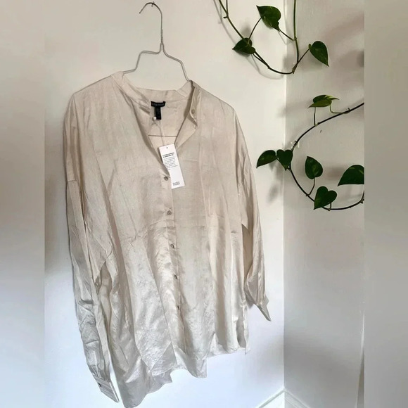 Eileen Fisher NWT 100% Silk Boxy Bone Button Up Large - Picture 4 of 14